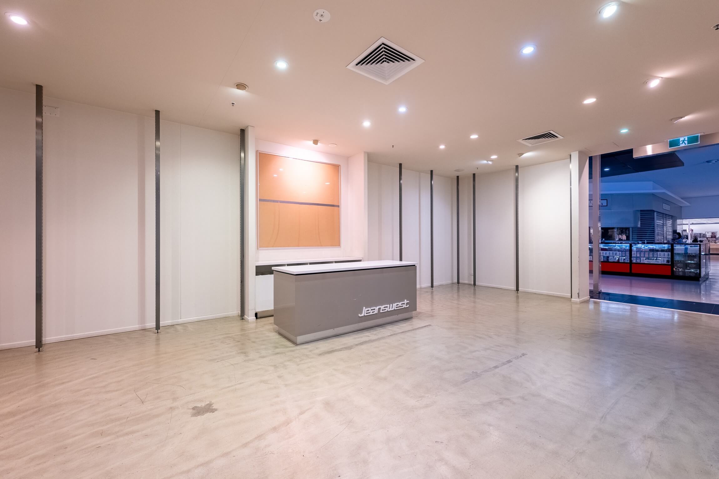 Shop 7 - Vacancy (10)